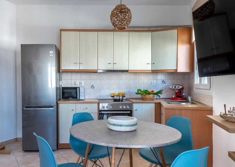 T Apartment Tínos Eksteriør billede
